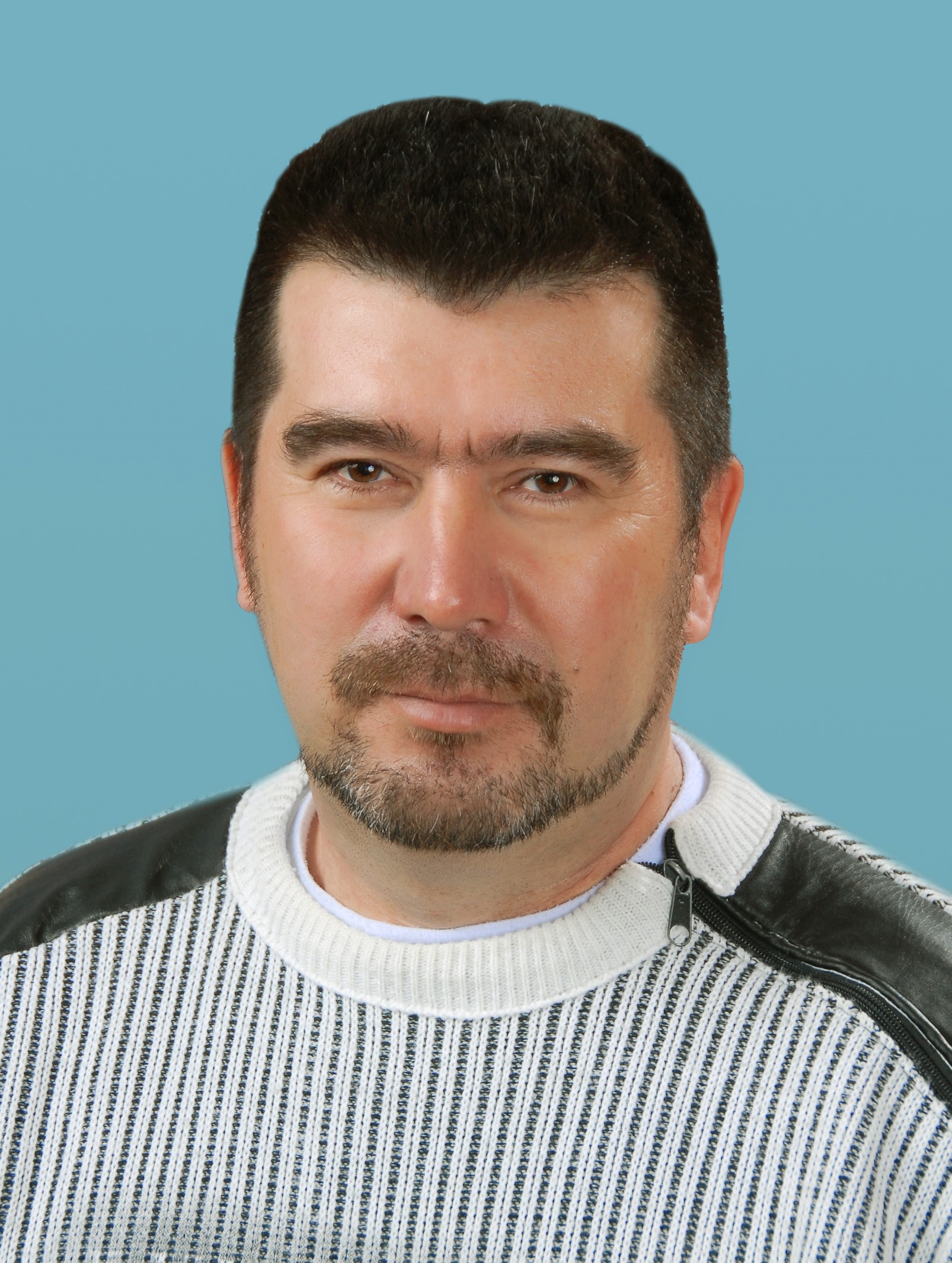 Ахмедьянов Дамир Сагитович.